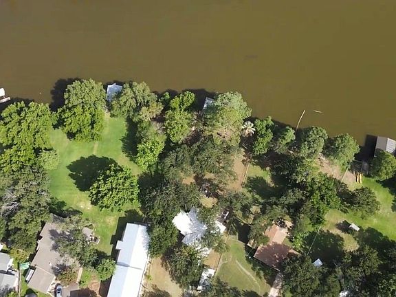 5th image of 310 Clear Creek Dr