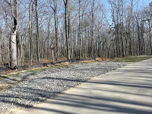 5th image of 3916 Cummings Rd