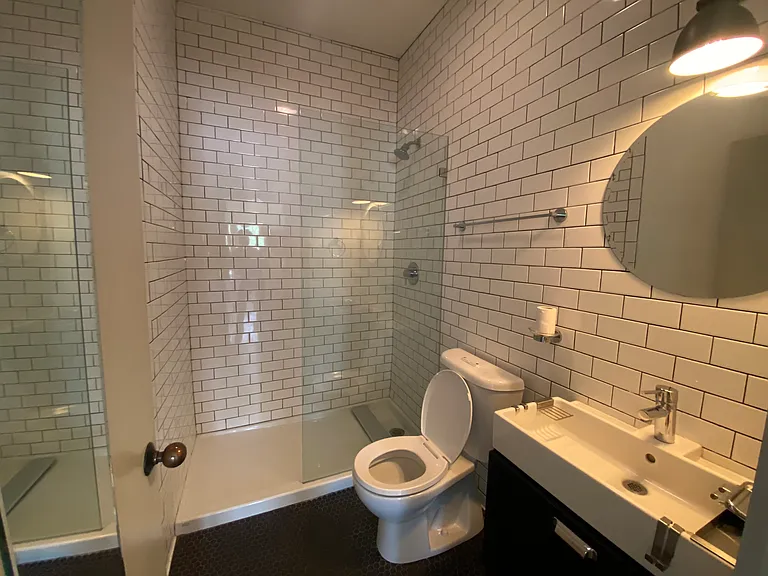 502 Eager St #7 — Photo 10