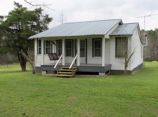 420 Cranfield Rd, Roxie, MS 39120