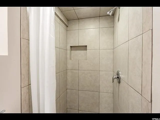 590 E Leland Ave — Photo 13