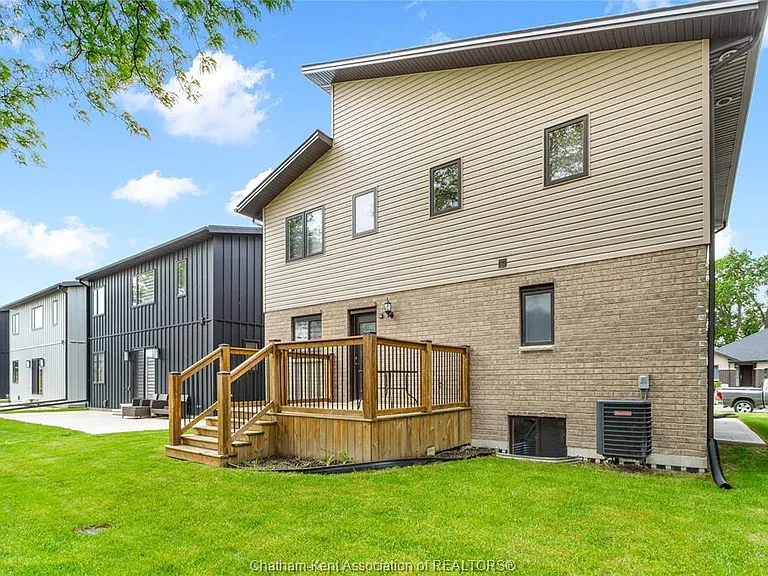 59 Churchill Park Rd — Photo 48
