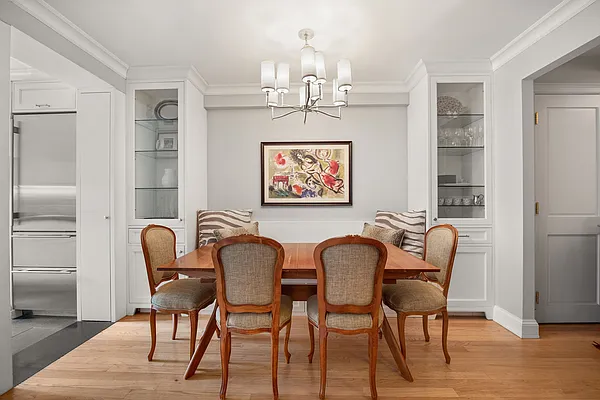 Sold by William Raveis Real Estate | media 5
