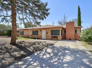9024 Los Arboles Ave NE, Albuquerque, NM 87112