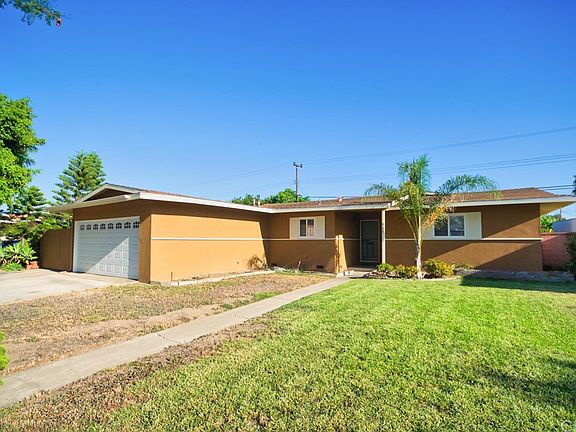 2nd image of 8622 Davmor Ave