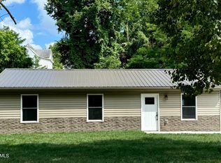 223 Capitol Ct, Jefferson City, MO 65101