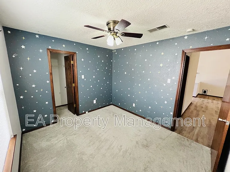 8016 Lynnhaven Pl NW — Photo 18