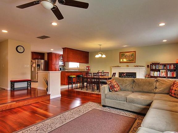 3rd image of 6269 Cloverhill Dr