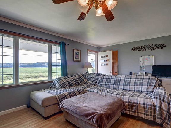 3rd image of 13744 E County Road 1075 N