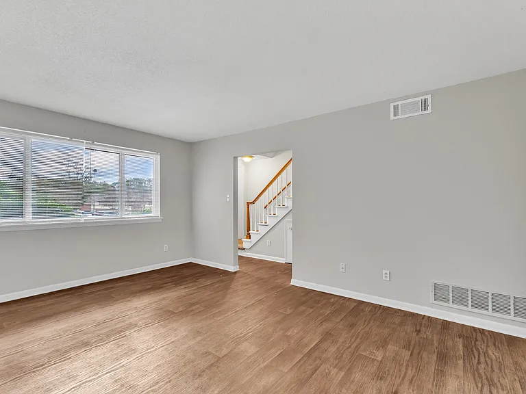 2376 Champion Ct — Photo 9