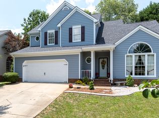 8829 Castlebay Dr, Charlotte, NC 28277