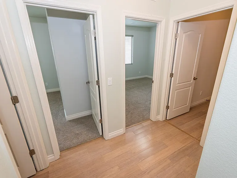 1205 Barnes Dr — Photo 24