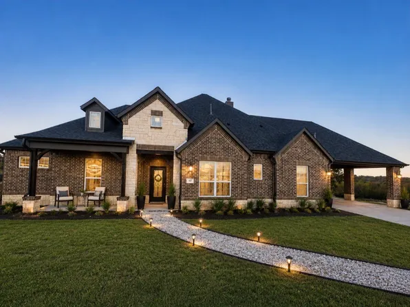 107 Rock Salt Ct, Springtown, TX 76082