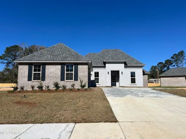 7284 S Aberdeen Dr, Pass Christian, MS 39571
