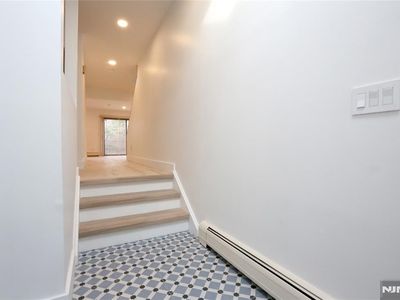 471 Tenafly Rd #9, Englewood, NJ, 07631
