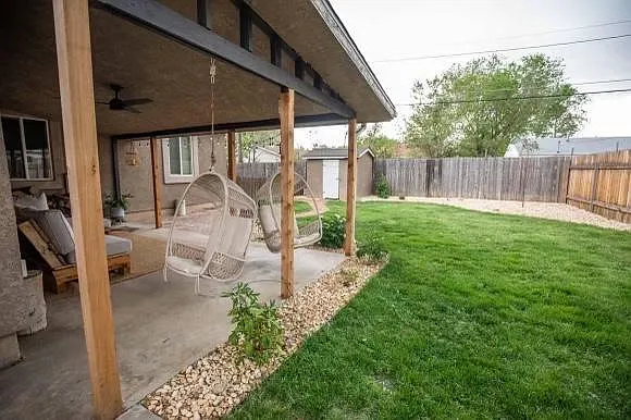 1215 Bristol Ave — Photo 3
