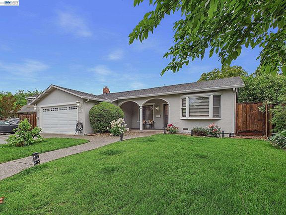 2nd image of 3749 Platt Ct N
