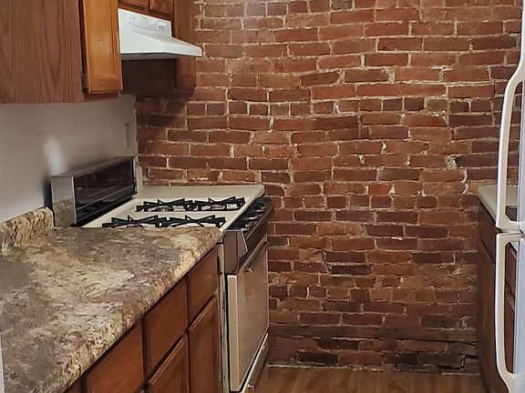 4th image of 5 E Church St APT 302