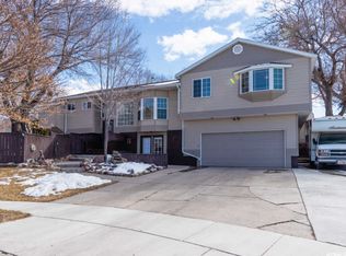 9633 S Saphire Cir, Sandy, UT 84094