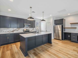 200 Live Oak St E, College Station, TX 77840