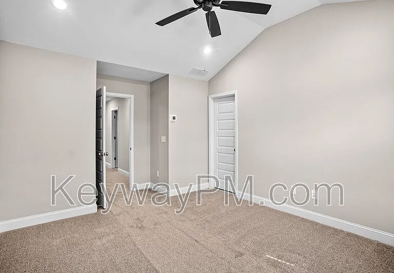 2099 Denmark Ave SE — Photo 13