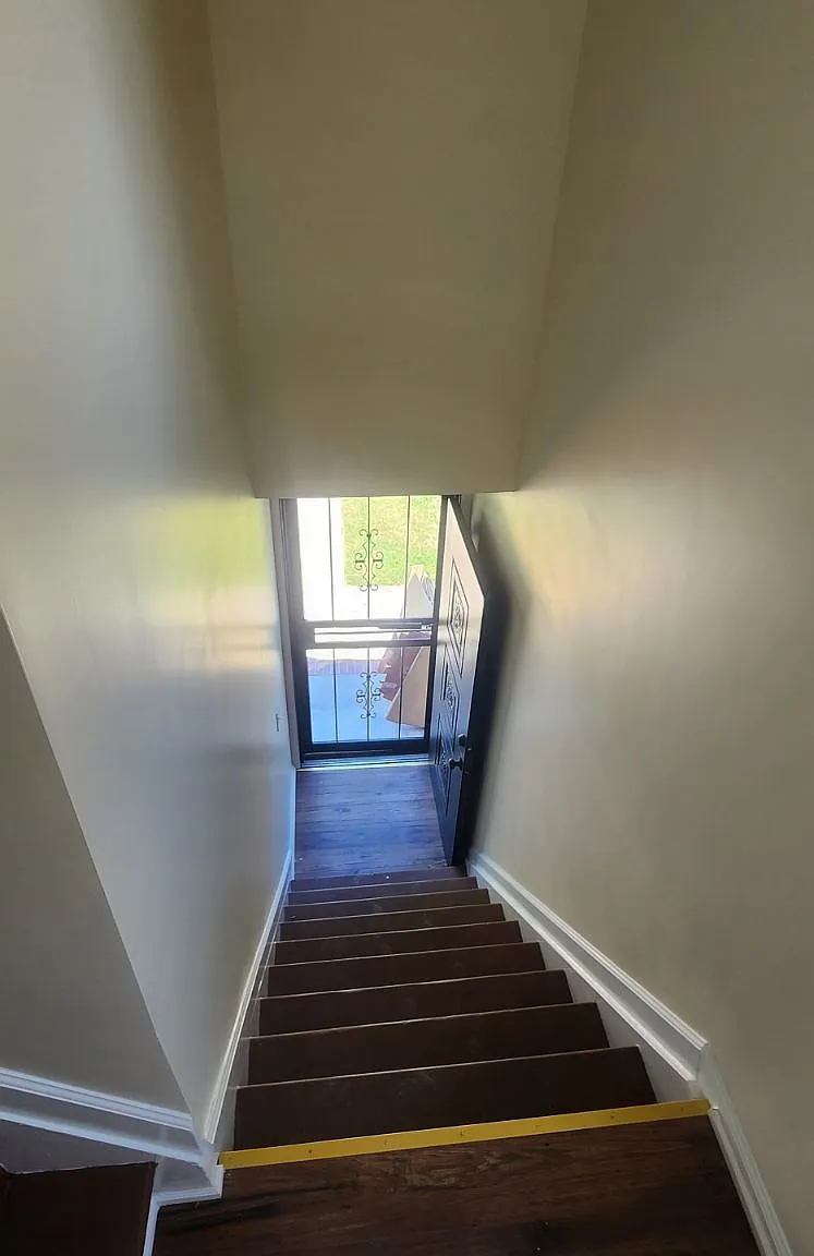 2 bed, 700 sqft, $2,900 — Photo 4