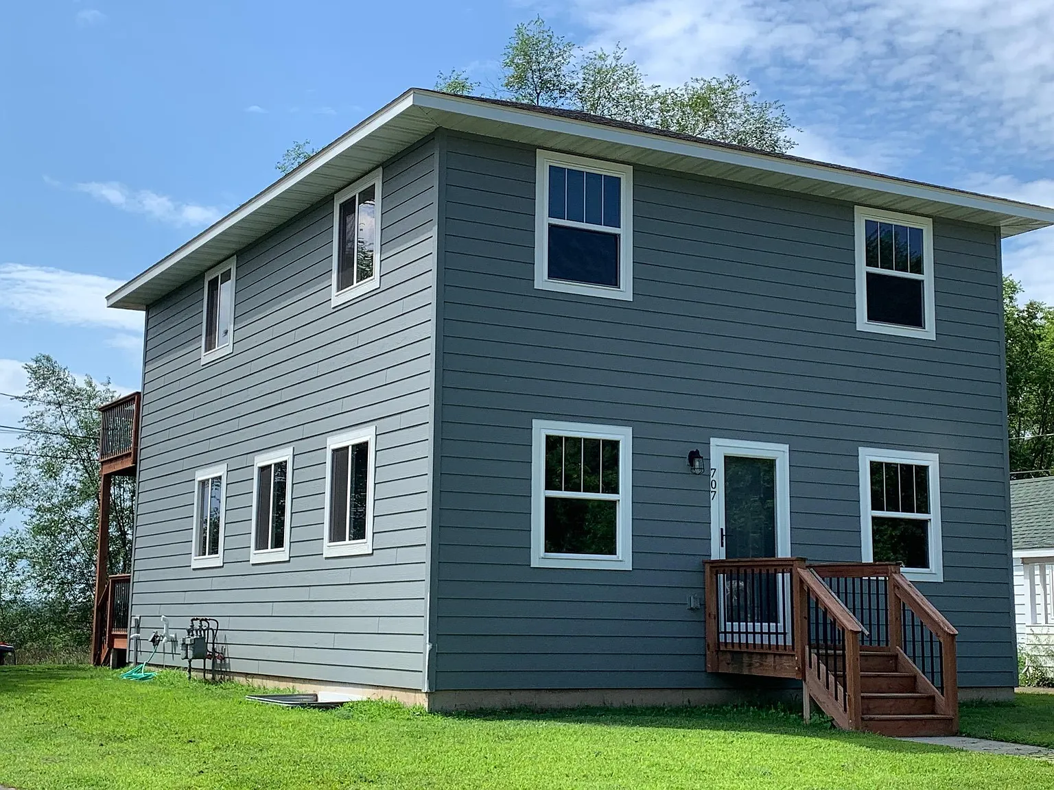2 bed, 900 sqft, $1,200 — Photo 1