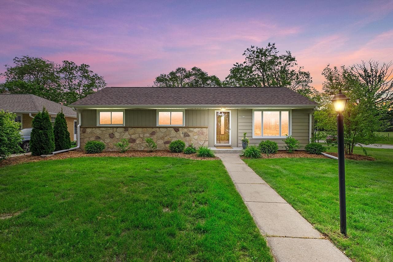 4410 North 107th STREET, Wauwatosa, WI 53225 | Zillow