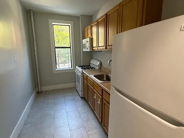 1587 Carroll St #3A — Photo 1