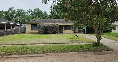 1704 Bradley St Photo 1