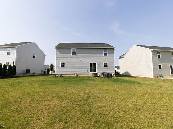 4th image of 5697 Burlington Dr