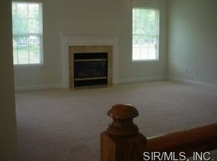 2505 Gecko Dr, Maryville, IL 62062