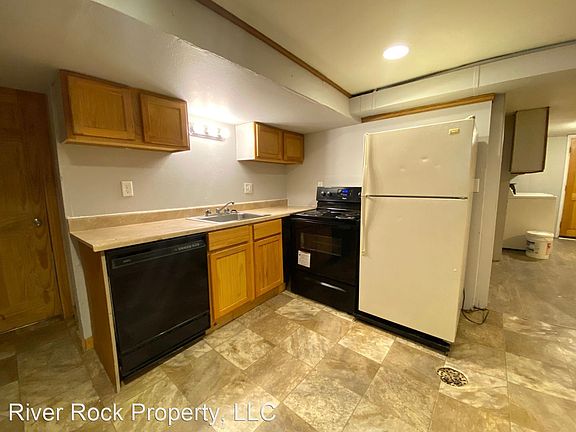 5th image of 417 16th St S #7725839