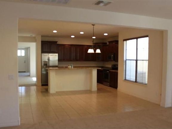 4th image of 20374 W Thayer St