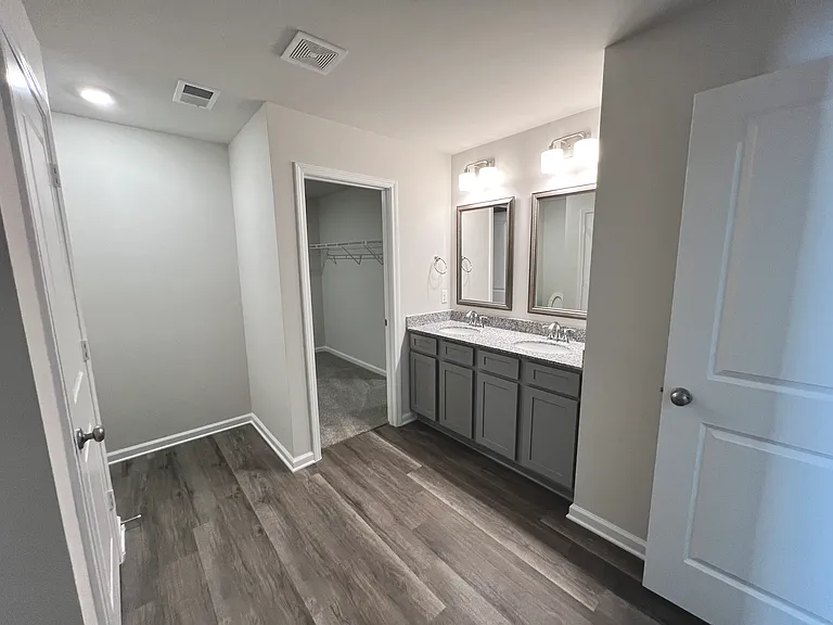 60 Ruffian Ct — Photo 27