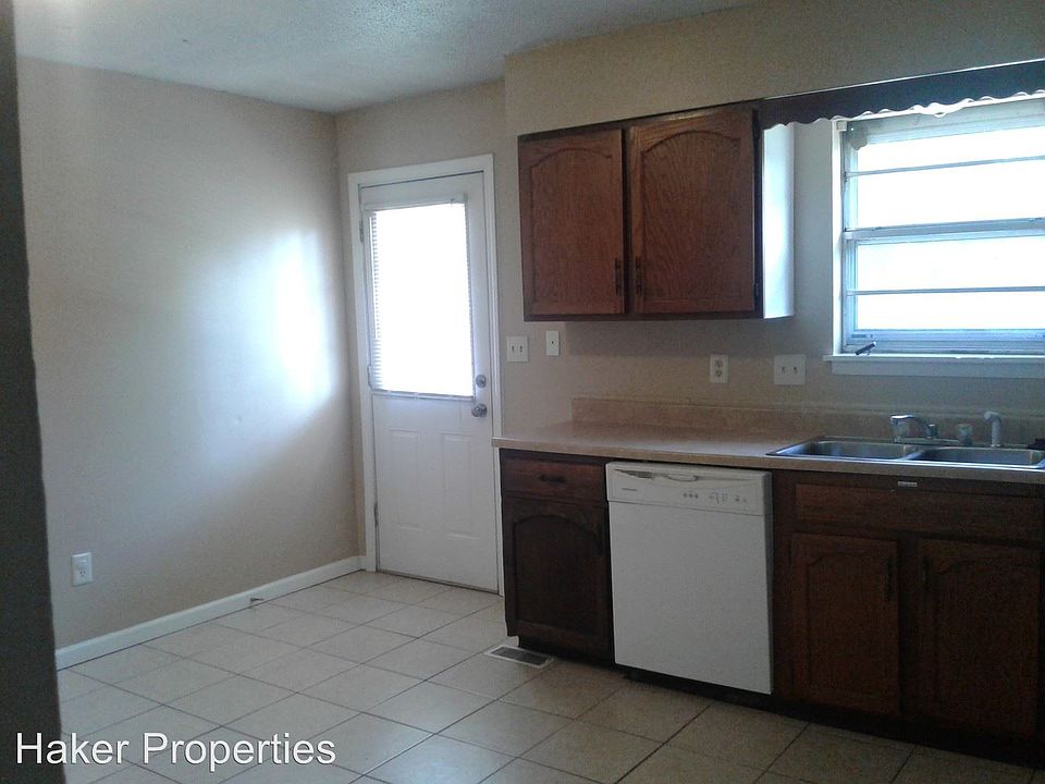 2nd image of 312 Chris Dr