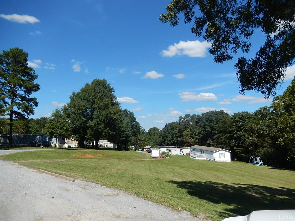 2nd image of 375 Marysville Rd