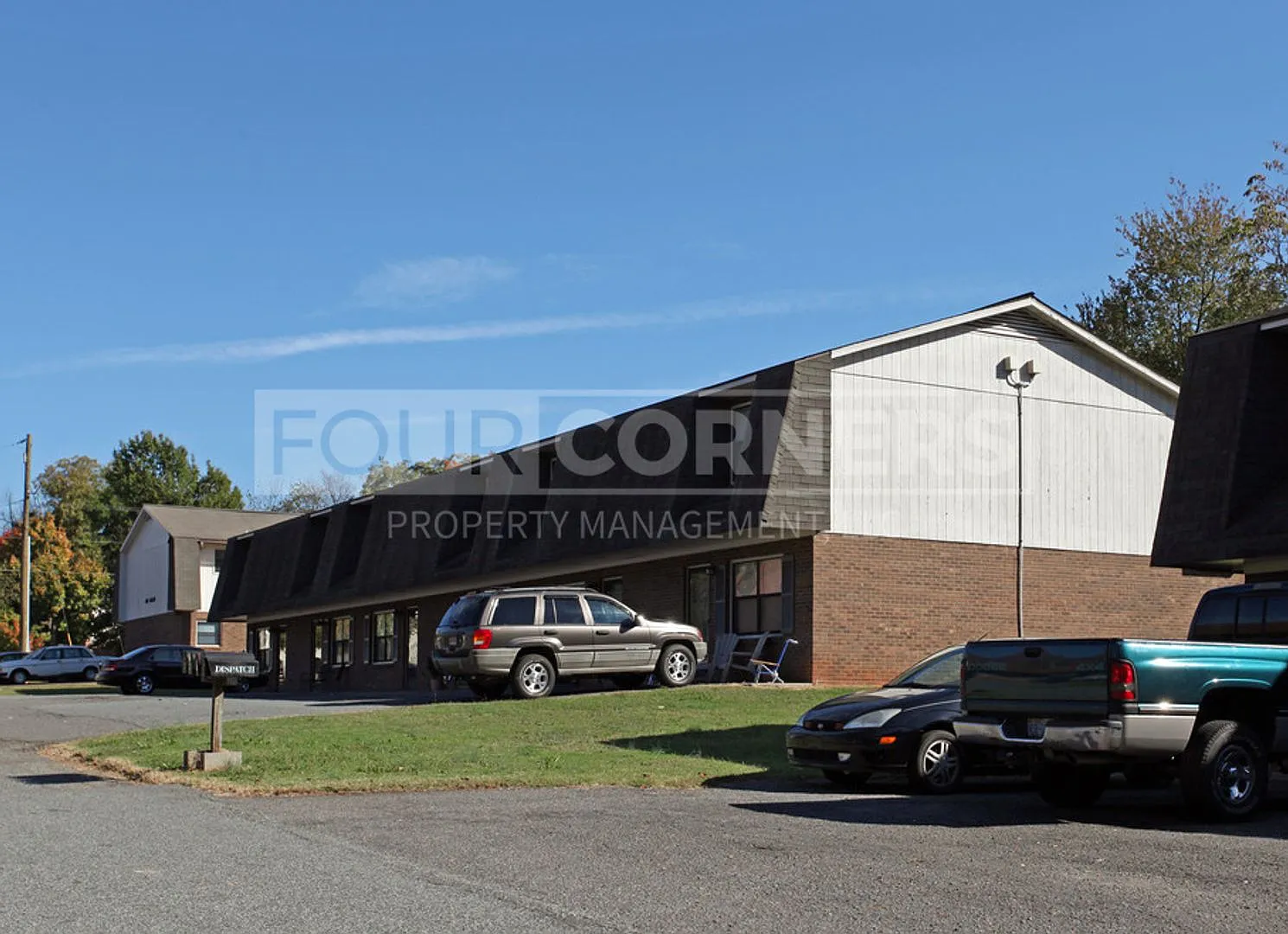 Salem Crossing II — Photo 1