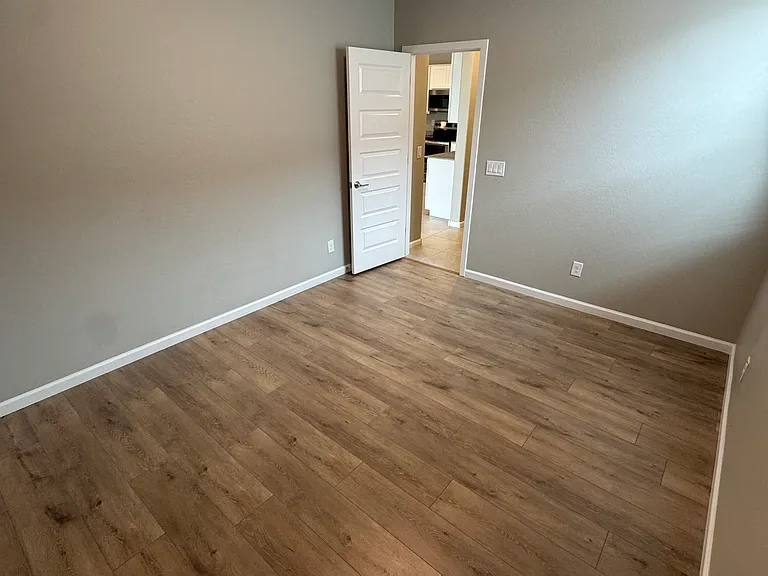 12219 E Wallflower Ln — Photo 9