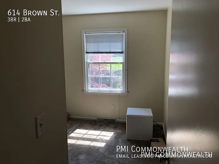 614 Brown St — Photo 8