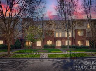 Elizabeth Place, Charlotte, NC 28204