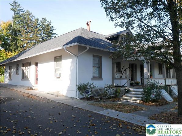 2122 W Walnut St APT D
