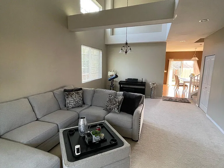 6413 Elizabeth Ave SE — Photo 2