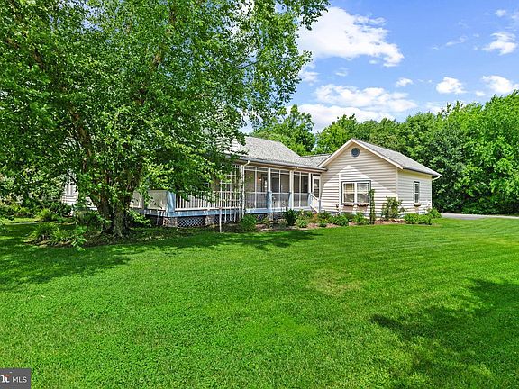 4th image of 33690 Ashland Dr