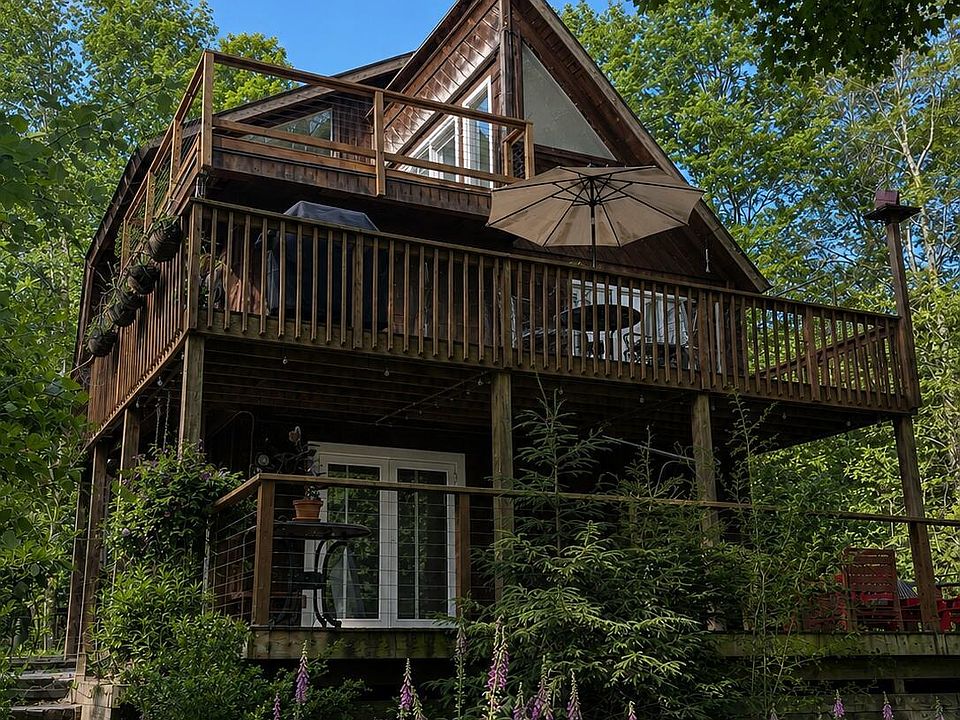 1st image of 106 Butternut Ln