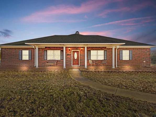 1910 E Main St, Henderson, TX 75652