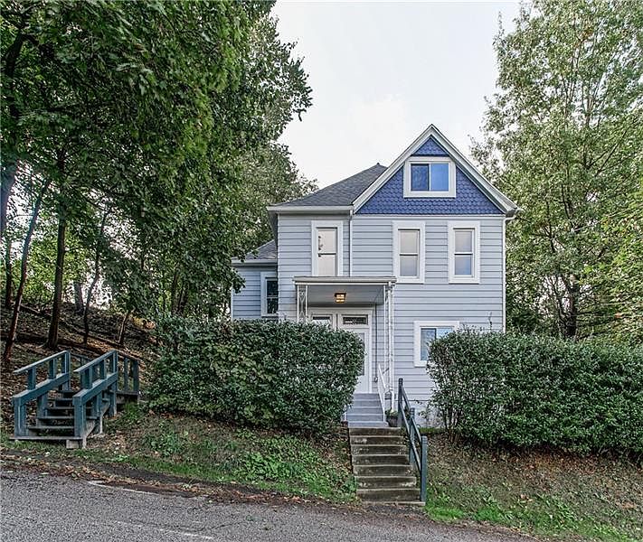 1st image of 3031 Huxley St