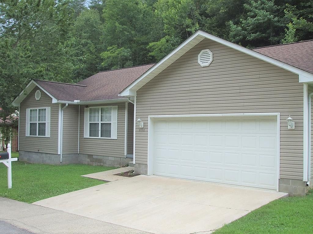 292 Preston Est, Paintsville, KY 41240 Zillow