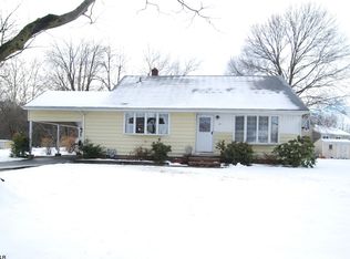 6 Kenneth Ct, Lincoln Park, NJ 07035