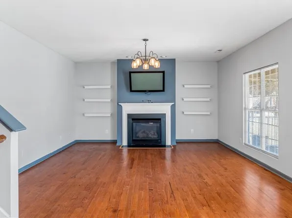 2755 Amesbury Rd, Winston Salem, NC 27103